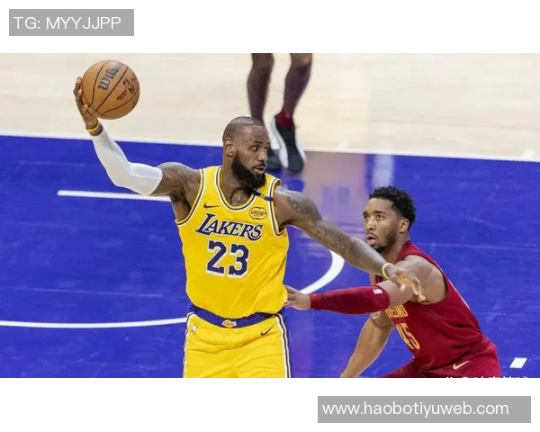 帕森斯预测里夫斯本赛季数据将超越詹姆斯表现引发热议 帕森斯预测里夫斯本赛季数据将超越詹姆斯表现引发热议