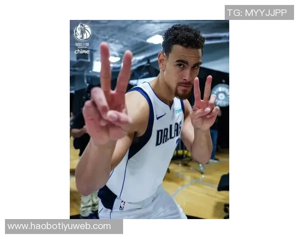 德怀特鲍威尔以身作则展现职业素养引领球队奋发向上